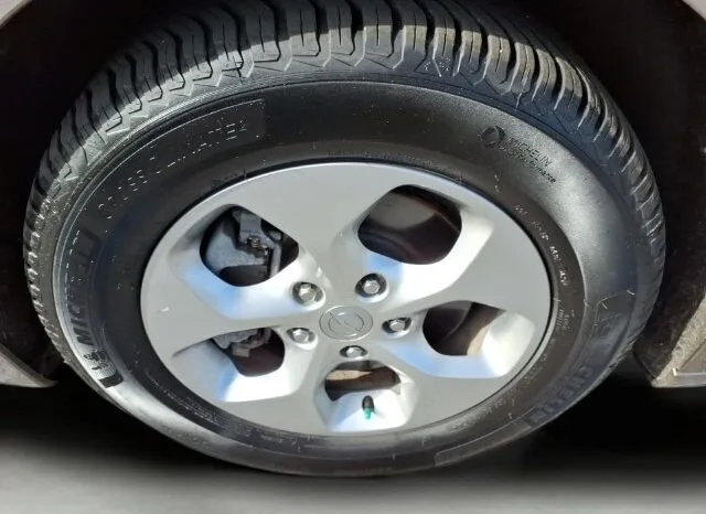 
								Chrysler Pacifica full									
