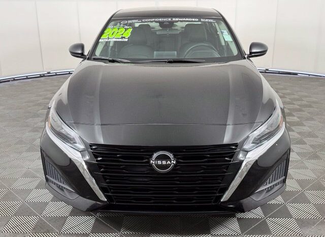 
								Nissan Altima full									