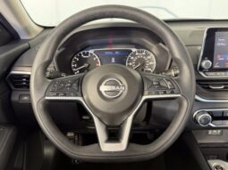 
										Nissan Altima full									