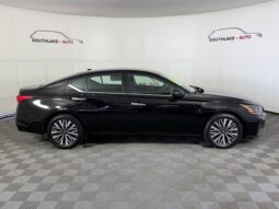 
										Nissan Altima full									
