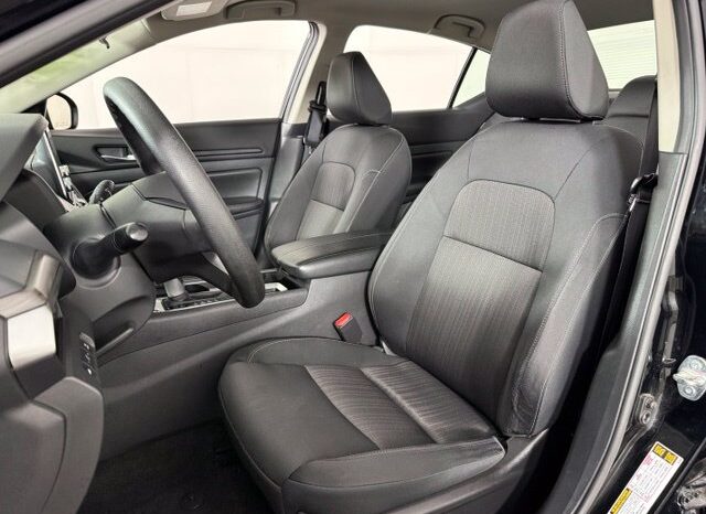 
								Nissan Altima full									