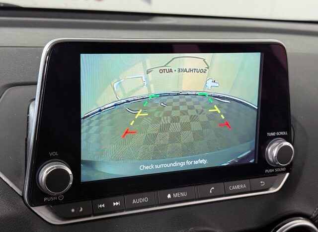 
								Nissan Sentra full									