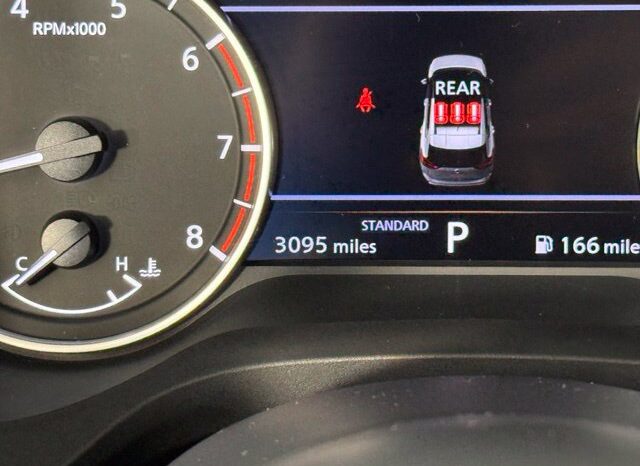
								Nissan Rogue full									