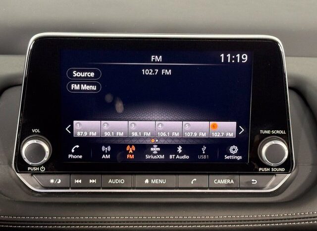 
								Nissan Rogue full									