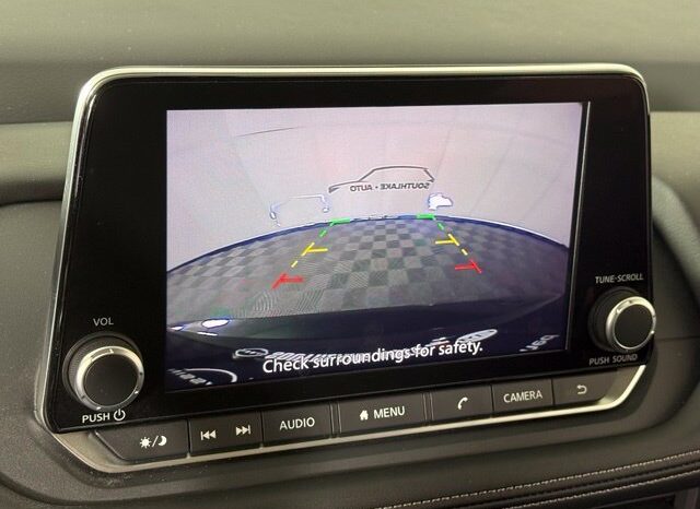 
								Nissan Rogue full									