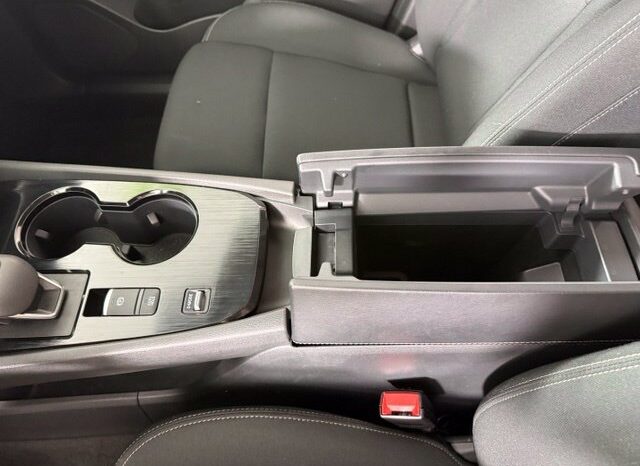 
								Nissan Rogue full									