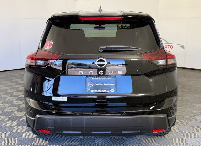 
								Nissan Rogue full									