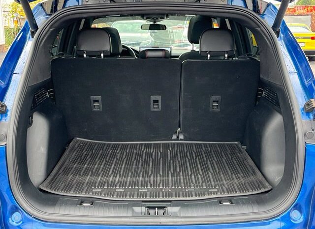 
								Ford Escape full									