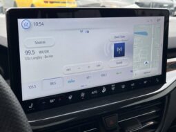 
										Ford Escape full									