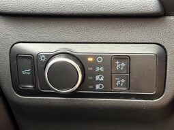 
										Ford Escape full									