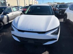 
										Kia EV6 full									