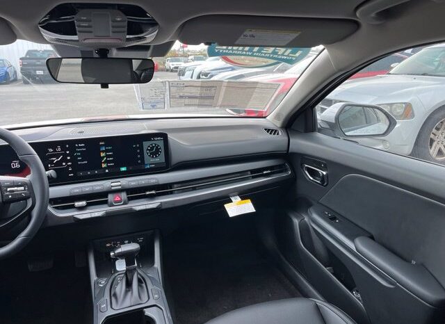 
								Kia K4 full									