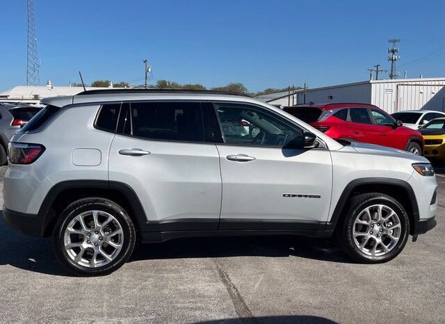 
								Jeep Compass full									