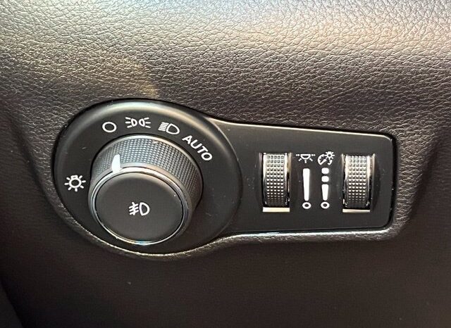 
								Jeep Compass full									