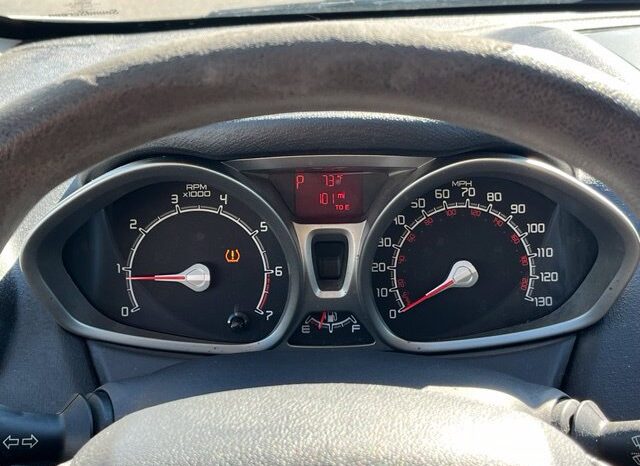 
								Ford Fiesta full									