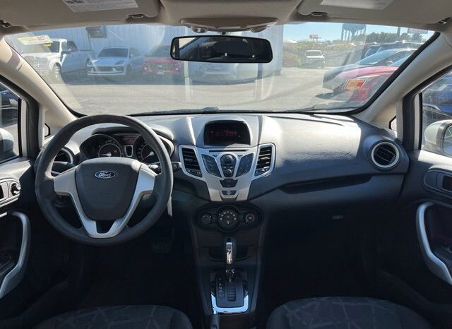 
								Ford Fiesta full									