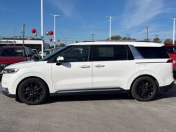 
										Kia Carnival full									