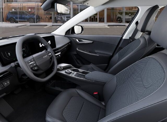 
								Kia EV6 full									