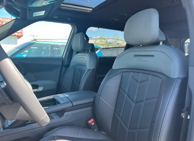 
								Kia Telluride Hybrid full									