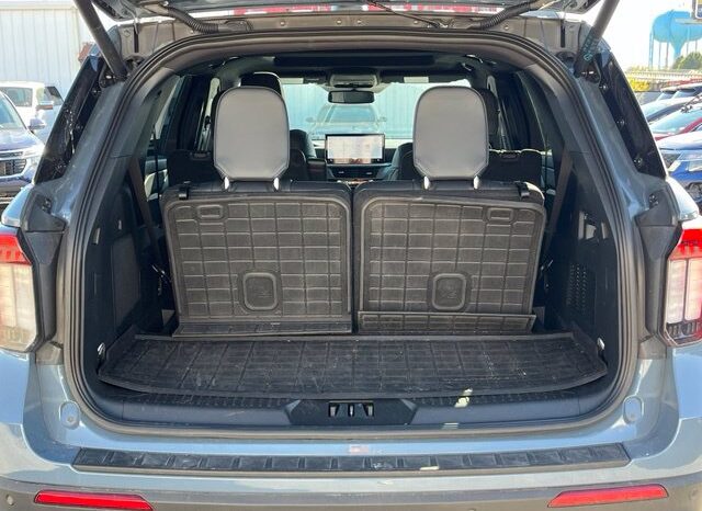 
								Ford Explorer full									
