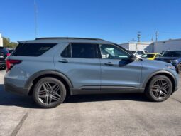 
										Ford Explorer full									