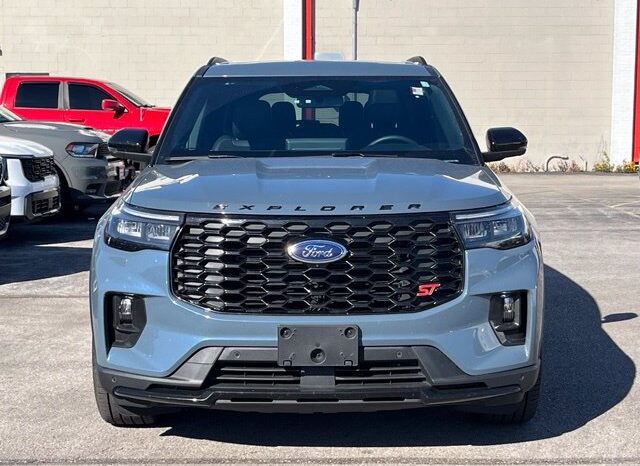 
								Ford Explorer full									