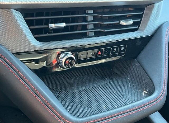 
								Ford Explorer full									