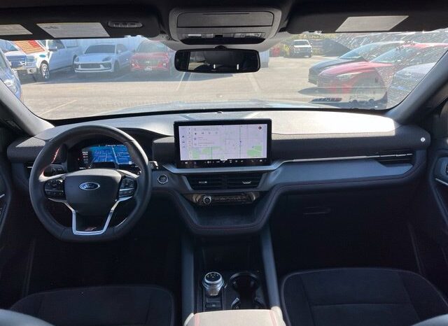 
								Ford Explorer full									
