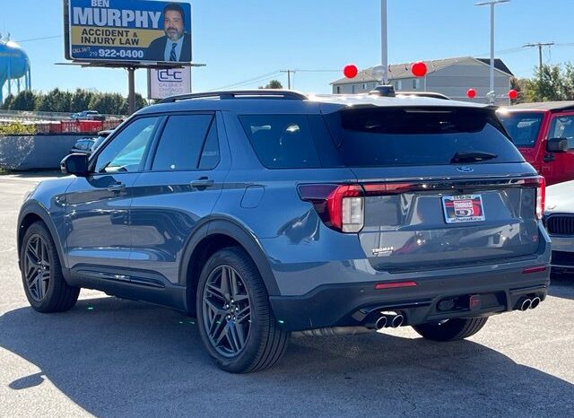 
								Ford Explorer full									