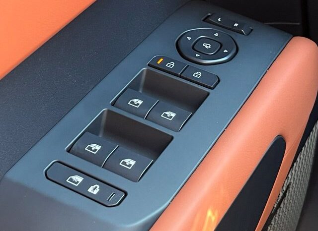 
								Kia Telluride Hybrid full									