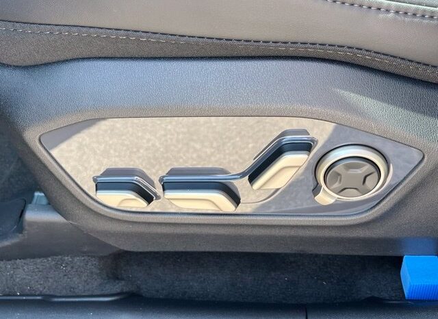 
								Kia Telluride Hybrid full									