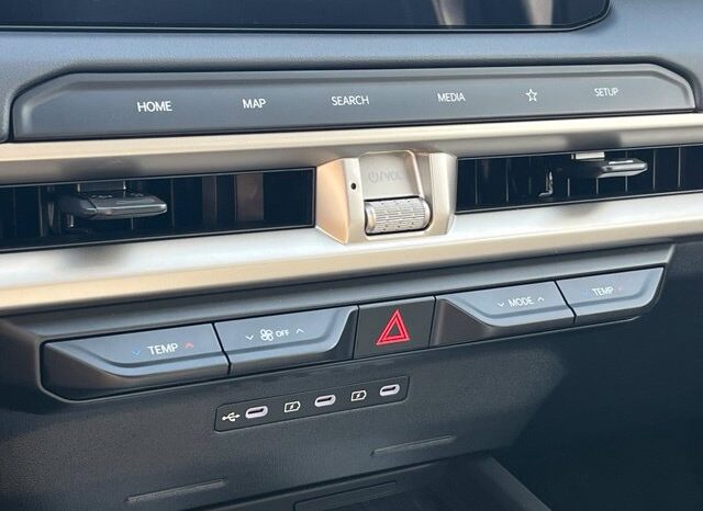 
								Kia Telluride Hybrid full									