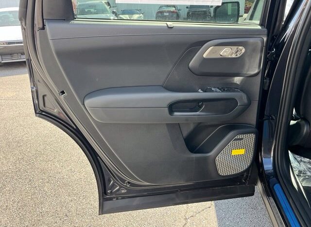 
								Kia Telluride Hybrid full									