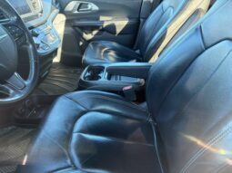 
										Chrysler Pacifica full									