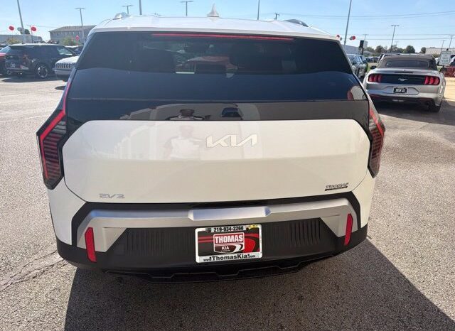 
								Kia EV3 full									