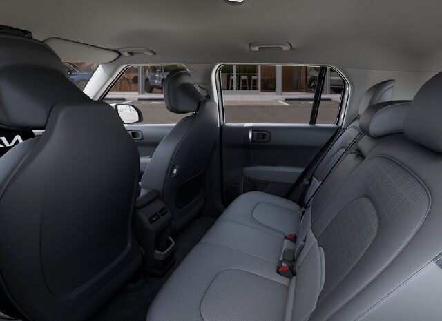 
								Kia EV3 full									