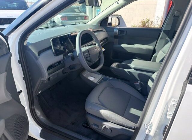 
								Kia EV3 full									