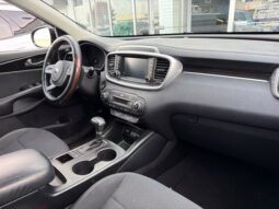 
										Kia Sorento full									