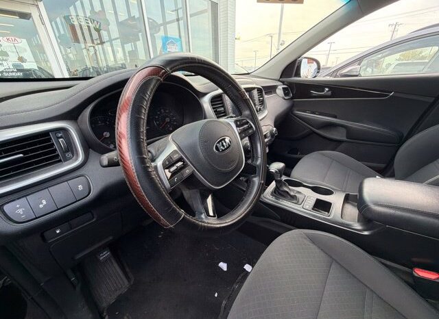 
								Kia Sorento full									