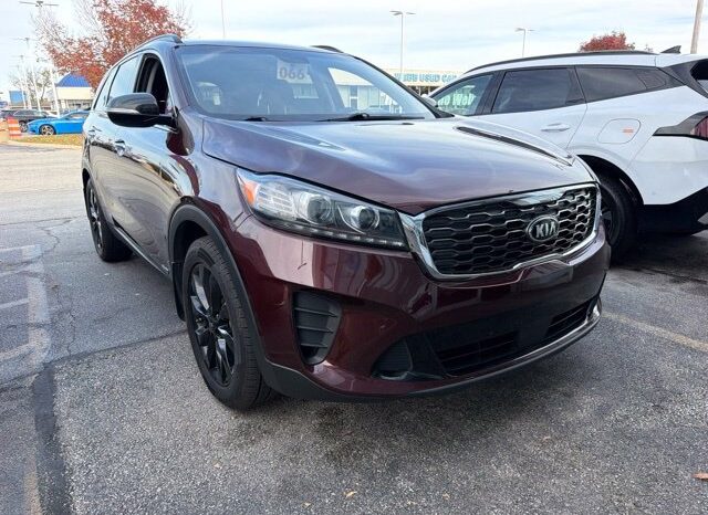 
								Kia Sorento full									
