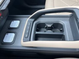 
										Kia Telluride Hybrid full									