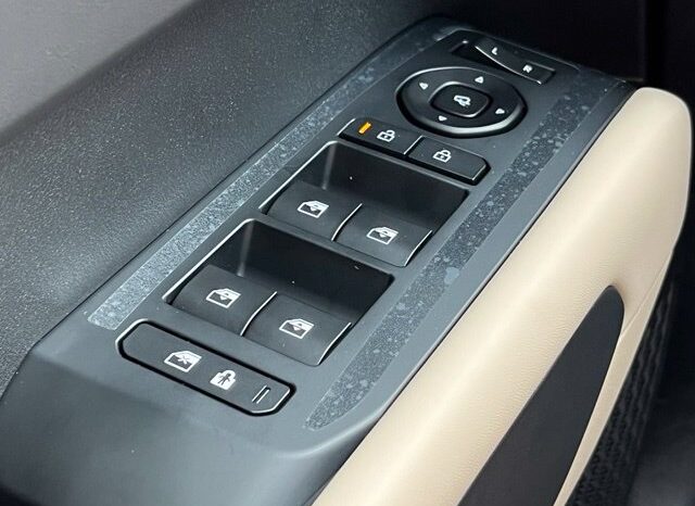 
								Kia Telluride Hybrid full									