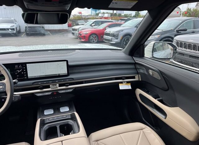 
								Kia Telluride Hybrid full									