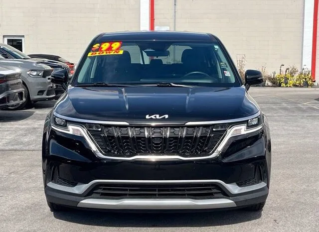 
								Kia Carnival full									