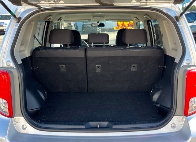 
								Scion xB full									