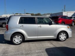 
										Scion xB full									