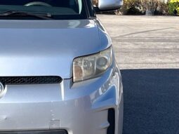 
										Scion xB full									