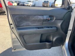 
										Scion xB full									