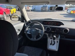 
										Scion xB full									