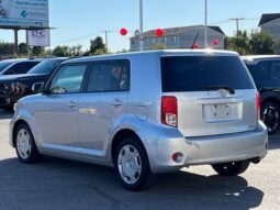 
										Scion xB full									